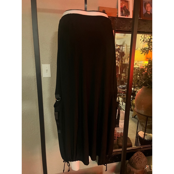 NWT women's black maxi skirt small with pockets buckles and drawstring hemline b - Picture 4 of 7
